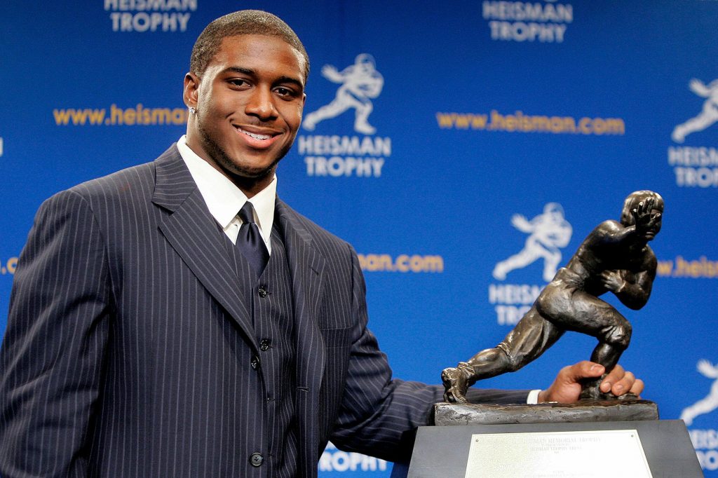 Reggie Bush posing after winning the 2005 Heisman Trophy Award. (Picture by Getty Images)
Student-Athletes Will Have An Opportunity To Benefit From Their Name Image and Likeness